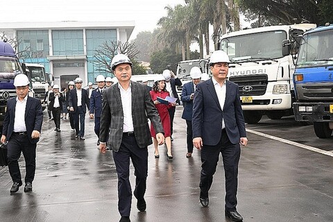 MoIT leader emphasizes need to ensure sufficient fuel, electricity supply in all situations during Tet