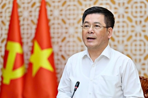 MoIT leader works with Lam Dong Provincial Party Standing Committee