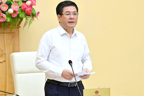 Minister Nguyen Hong Dien holds dialogue on competitive power market