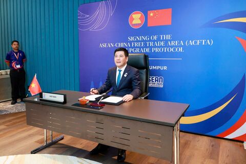 ASEAN and China sign protocol upgrading the ACFTA 3.0