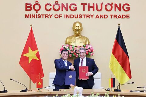 Vietnam - Germany push energy and industrial cooperation at third Joint Committee meeting