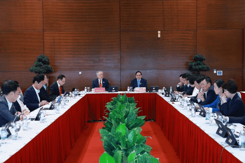 On January 20, delegates convene in discussion groups to deliberate on documents of the 14th Party Congress