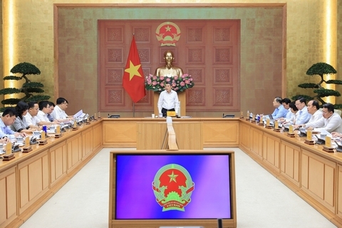 Prime Minister Le Minh Hung chairs working session with the Ministry of Industry and Trade