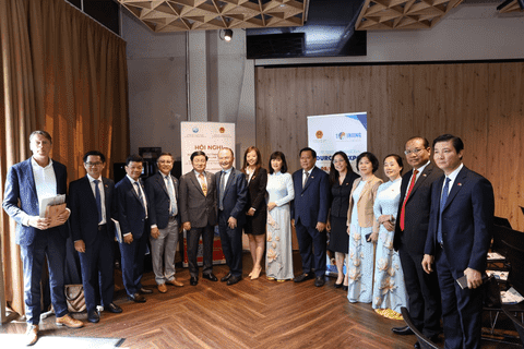 Vietnam Trade Office in the Netherlands Promotes VIS 2026 at Tay Ninh Investment Promotion Conference in the Netherlands