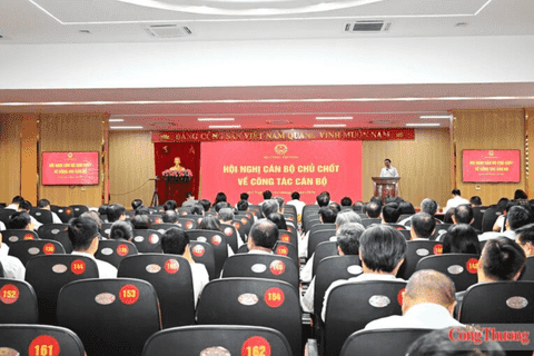 Ministry of Industry and Trade holds conference of key officials on personnel affairs