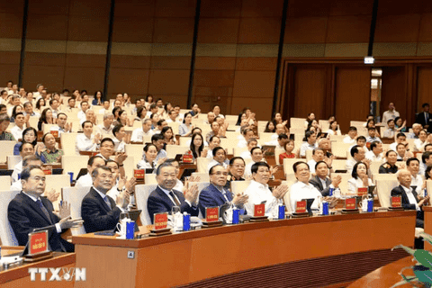 Ministry of Industry and Trade Party Committee studies and implements resolution of 14th Party Central Committee’s fourth plenum