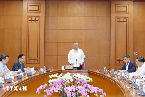 General Secretary To Lam calls for concrete strategy to restructure the economy