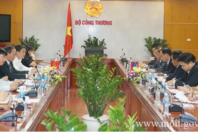 Hội đàm giữa Thứ trưởng Bộ Công Thương Việt Nam và Thứ trưởng Bộ Công Thương Lào