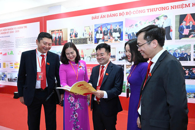 Đoàn đại biểu Báo Công Thương