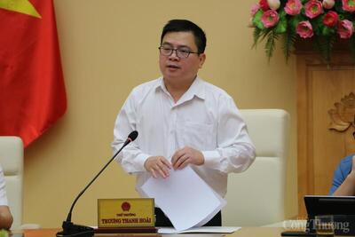 Thứ trưởng Bộ Công Thương Trương Thanh Hoài chủ trì hội thảo.