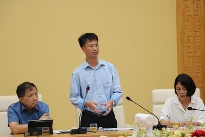 Ông Nguyễn Mạnh Đạt, Phó Viện trưởng Viện Công nghệ thực phẩm phát biểu tại hội thảo.