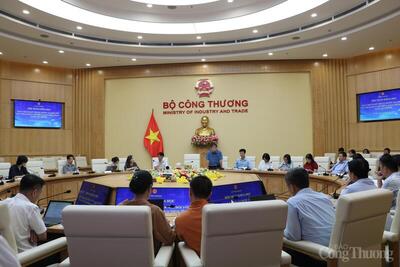 Quang cảnh hội thảo.
