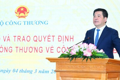 Bộ trưởng Bộ Công Thương Nguyễn Hồng Diên phát biểu tại hội nghị. Ảnh: Cấn Dũng