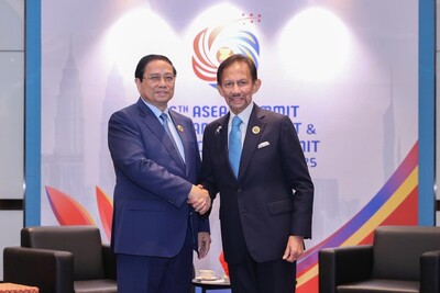 Thủ tướng Phạm Minh Chính gặp Quốc vương Brunei sáng ngày 27/5