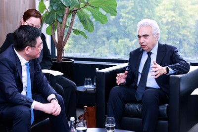 Ngài Fatih Birol chia sẻ mong muốn hỗ trợ Việt Nam trong việc phát triển điện gió ngoài khơi và năng lượng hạt nhân, nhằm đáp ứng nhu cầu năng lượng ngày càng tăng và thực hiện các cam kết về phát thải ròng bằng 0