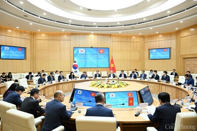 Kỳ họp lần thứ 14 Uỷ ban hỗn hợp Thương mại, Công nghiệp và Năng lượng Việt Nam - Hàn Quốc có ý nghĩa hết sức quan trọng khi hai bên cùng nhau rà soát, đánh giá những kết quả đạt được trong hợp tác thương mại, công nghiệp và năng lượng kể từ sau Kỳ họp lần thứ 13 diễn ra vào tháng 12/2023 tại thủ đô Seoul (Hàn Quốc)