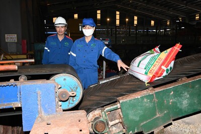 Với phương châm hướng về người lao động, dành sự ưu tiên hàng đầu cho người lao động, thời gian qua, công ty luôn quan tâm cải thiện điều kiện làm việc và tạo cảnh quan môi trường xanh- sạch- đẹp.
