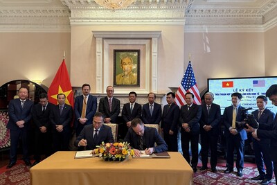 Tập đoàn Xăng dầu Việt Nam (Petrolimex) ký thỏa thuận với 3 Hiệp hội cung cấp Ethanol hàng đầu của Hoa Kỳ là U.S. Grains Council (USGC), Renewable Fuels Association (RFA), Growth Energy (GROWTH) về cung cấp ethanol để thiết lập thỏa thuận hợp tác và mở rộng thương mại song phương giữa Petrolimex và ngành công nghiệp ethanol của Hoa Kỳ