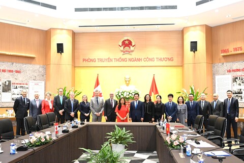 Kỳ họp lần II của Ủy ban hỗn hợp về Kinh tế Việt Nam – Canada tại Hà Nội và các hoạt động bên lề
