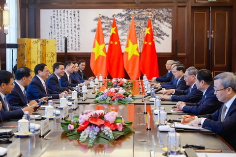 Bộ trưởng Nguyễn Hồng Diên tham dự Hội đàm giữa Thủ tướng Chính phủ Phạm Minh Chính và Thủ tướng Quốc vụ viện Trung Quốc Lý Cường