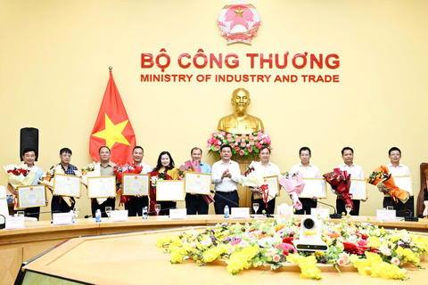 Báo chí đóng góp quan trọng vào sự thành công của ngành Công Thương