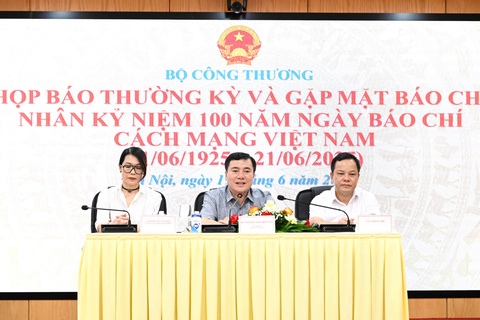Bộ Công Thương họp báo thường kỳ quý II/2025