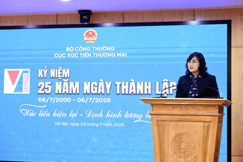 Thứ trưởng Phan Thị Thắng tham dự Lễ kỷ niệm 25 năm ngày thành lập Cục Xúc tiến thương mại