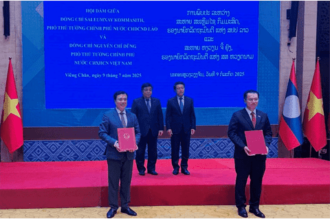 Thứ trưởng Nguyễn Sinh Nhật Tân tháp tùng Phó Thủ tướng Chính phủ Nguyễn Chí Dũng thăm chính thức Lào (09-10/7/2025)
