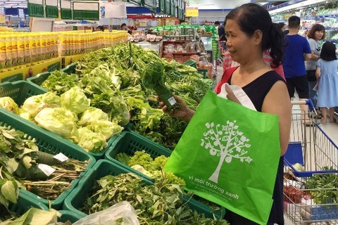 Tiêu dùng xanh giúp giảm gánh nặng lên hệ thống môi trường đô thị