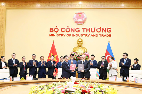 Khóa họp 3 Ủy ban liên chính phủ về các vấn đề kinh tế - thương mại và hợp tác khoa học - kỹ thuật Việt Nam - Azerbaijan