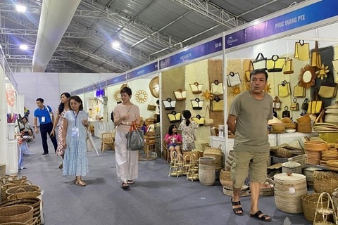 Thông báo về việc đăng ký tham gia Hội chợ Triển lãm hàng công nghiệp nông thôn năm 2025