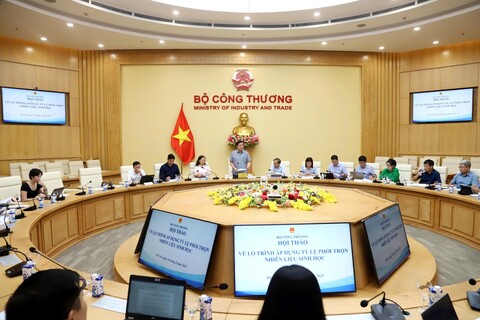 Thứ trưởng Nguyễn Sinh Nhật Tân: Thông tư về lộ trình áp dụng tỷ lệ  phối trộn nhiên liệu sinh học cần đảm bảo tính khả thi, tạo sự đồng thuận của người dân, xã hội