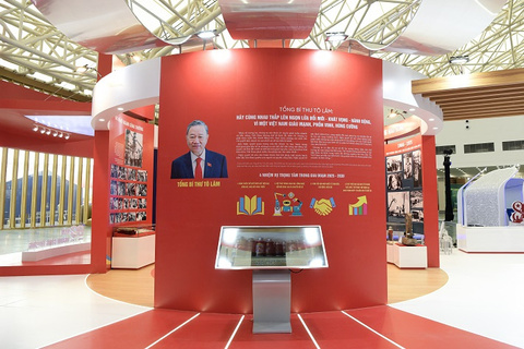 3 tháng tái hiện 80 năm
