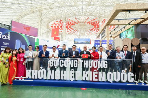 Phân khu triển lãm “Khởi nghiệp Kiến quốc” – Điểm nhấn tại Triển lãm thành tựu đất nước