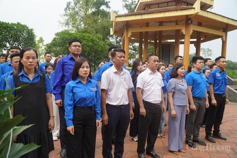 Chùm ảnh: Tuổi trẻ Công Thương tổ chức chuỗi hoạt động tri ân và kết nối thế hệ