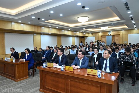 Chùm ảnh: Bộ Công Thương tổ chức hội nghị công bố quyết định về công tác cán bộ