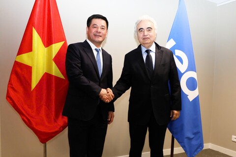 Chùm ảnh: Bộ trưởng Nguyễn Hồng Diên làm việc với Giám đốc IEA bàn giải pháp hợp tác năng lượng