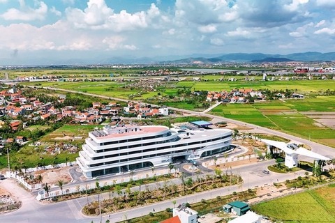 Quảng Ninh thúc đẩy xanh hoá khu công nghiệp và khu kinh tế