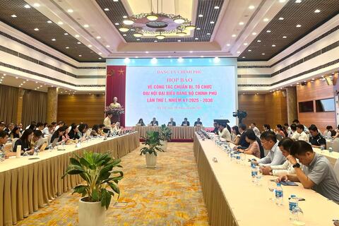 453 đại biểu tham dự Đại hội Đảng bộ Chính phủ lần thứ I