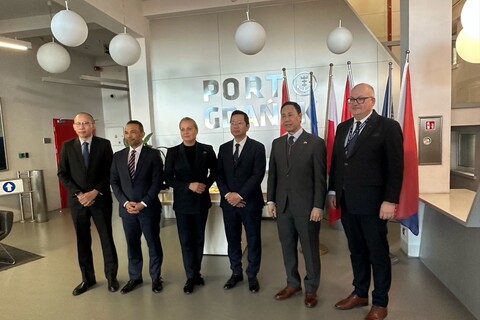 Cảng Gdansk, Ba Lan củng cố vị thế cửa ngõ thị trường Đông và Trung Âu