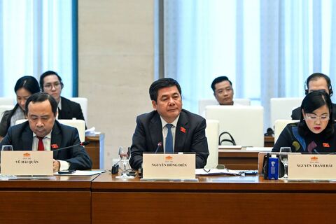 Bộ trưởng Nguyễn Hồng Diên tham dự buổi tiếp Đoàn Hội đồng Kinh doanh châu Âu - ASEAN