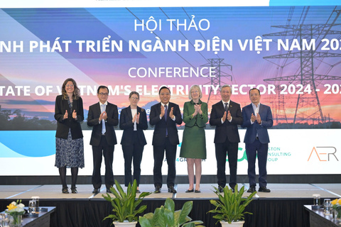 Hội thảo “Tình hình phát triển ngành điện Việt Nam 2024 – 2025” Australia và Việt Nam ghi nhận hợp tác chặt chẽ trong lĩnh vực năng lượng