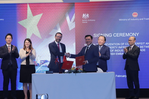 Việt Nam - Vương quốc Anh: Tăng cường hợp tác chống hàng giả trong CPTPP