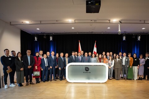 Diễn đàn Hợp tác Việt Nam - Áo về lao động có tay nghề và đào tạo