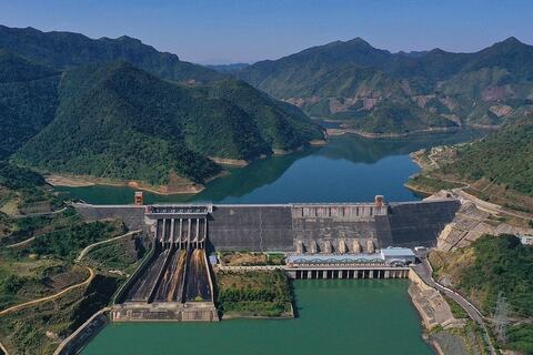 Bộ Công Thương lấy ý kiến dự thảo Nghị định quy định chi tiết Luật Điện lực về hành lang bảo vệ công trình điện lực và quản lý an toàn công trình thủy điện