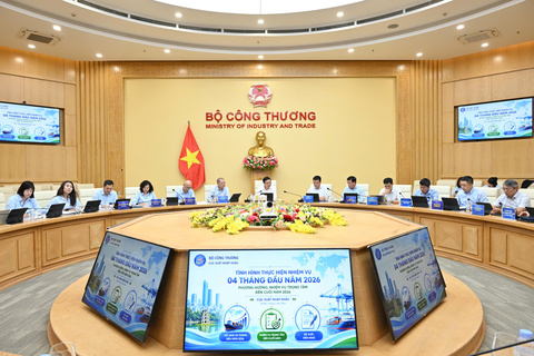 Bộ trưởng Lê Mạnh Hùng làm việc với Cục Xuất nhập khẩu