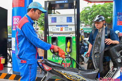 Hàng nghìn tin bài về xăng E10 được báo chí đăng tải
