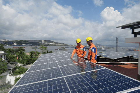 Lan tỏa hiệu quả điện mặt trời mái nhà