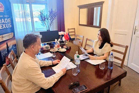 Thương vụ Việt Nam tại Séc làm việc với Phòng Thương mại Slovakia và các nước ASEAN