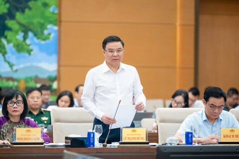 Bộ trưởng Lê Mạnh Hùng giải trình, tiếp thu, chỉnh lý dự thảo Luật Dầu khí (sửa đổi)
